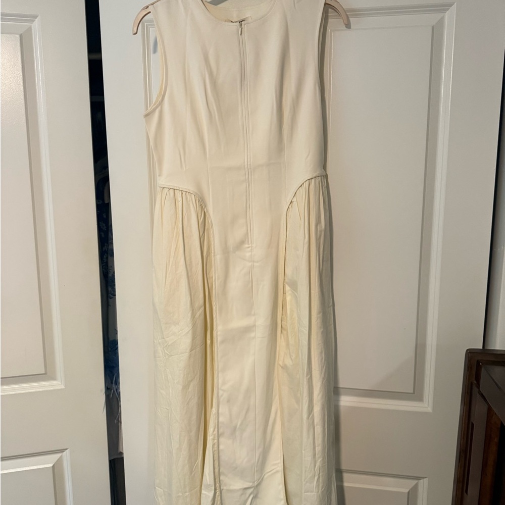 Elegant Cream Sleeveless Dress